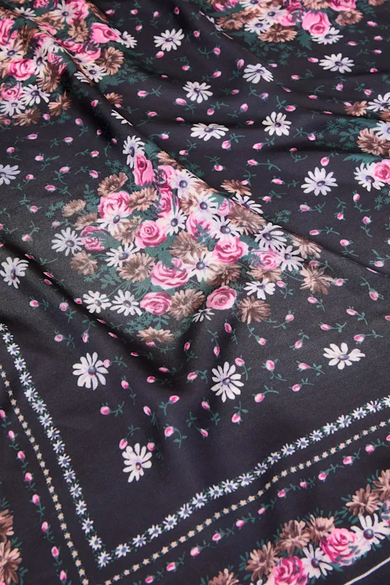 Evaine Black Multi Print Satin Scarf Set sold by Lulus product image thumbnail 4