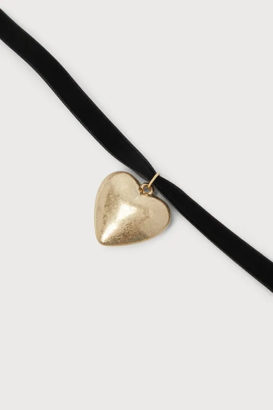 Loving Aesthetic Gold Heart Choker Necklace and Earring Set sold by Lulus product image thumbnail 4