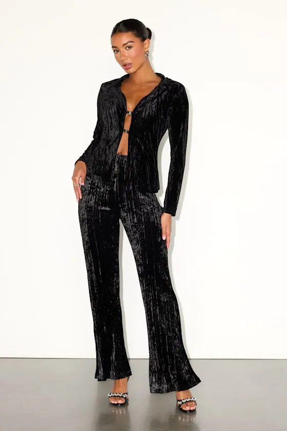 Saelora Black Crushed Velvet Clasp-Front Long Sleeve Top sold by Lulus product image thumbnail 4