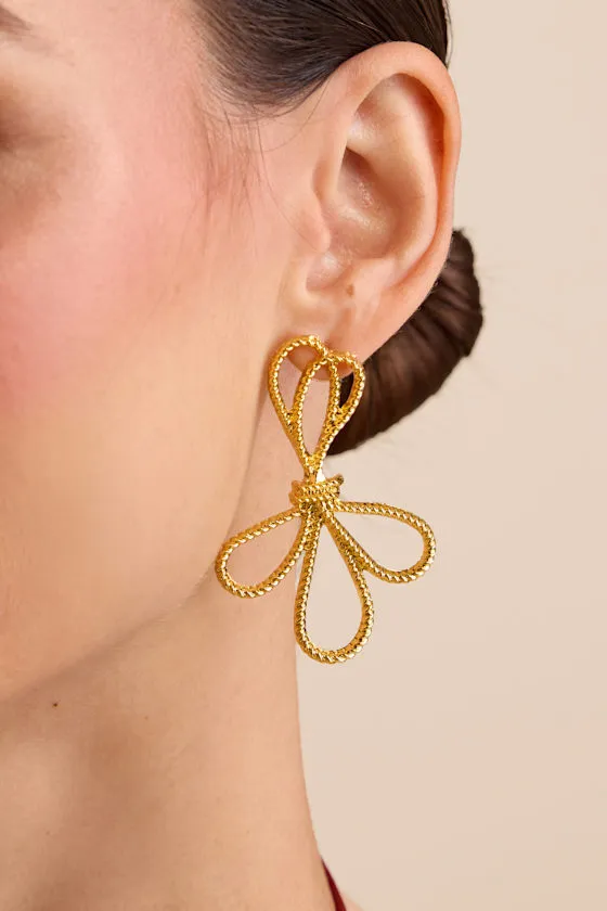Salvina Gold Wire Rope Loop Earrings sold by Lulus product image thumbnail 2