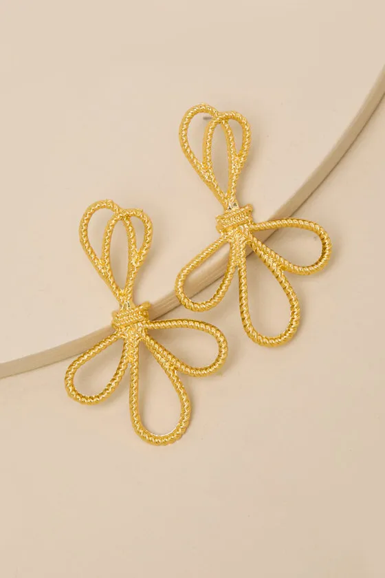 Salvina Gold Wire Rope Loop Earrings sold by Lulus product image thumbnail 3