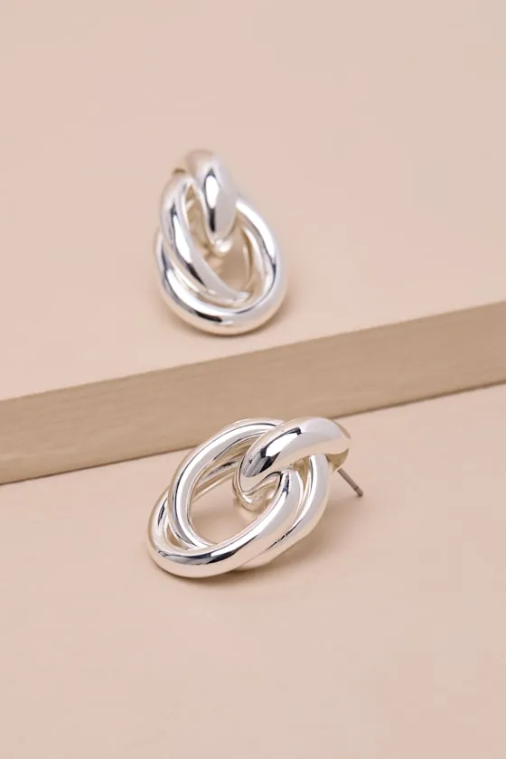 Luxe Desire Silver Interlocking Hoop Earrings sold by Lulus product image thumbnail 4