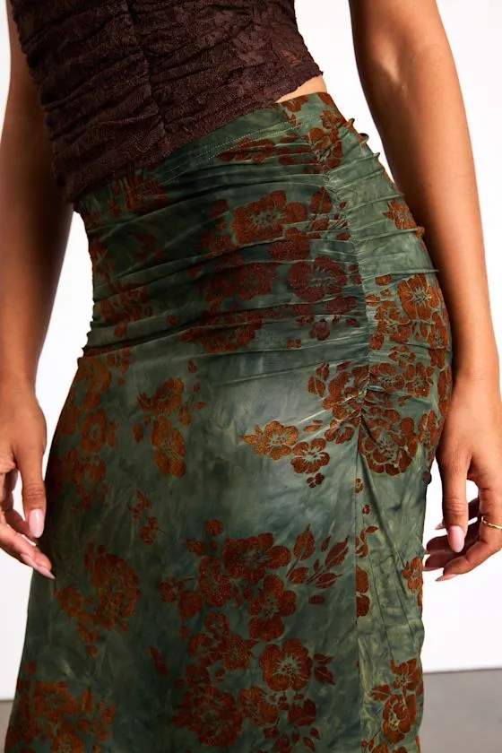 Milian Dark Green Burnout Velvet Ruched Mid-Rise Maxi Skirt sold by Lulus product image thumbnail 4