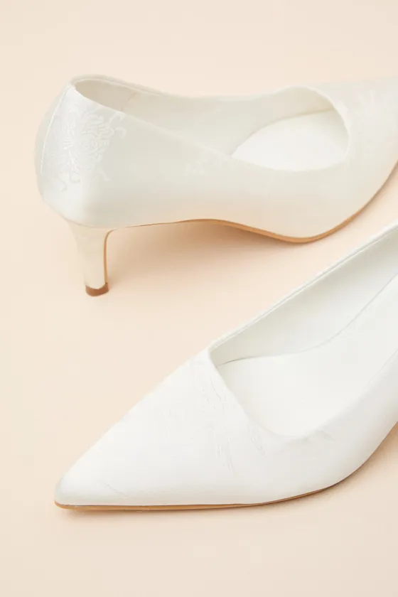 Salone White Satin Jacquard Pointed-Toe Pumps sold by Lulus product image thumbnail 4