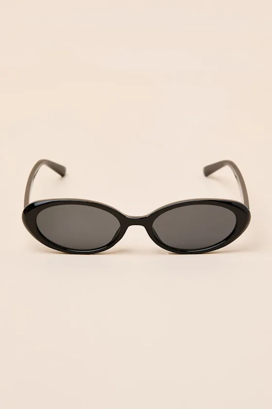 Finn Black Round Sunglasses sold by Lulus product image thumbnail 2