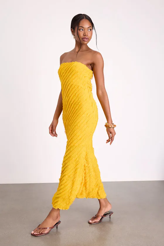 Faelyn Yellow Strapless Ruffled Midi Dress sold by Lulus product image thumbnail 4