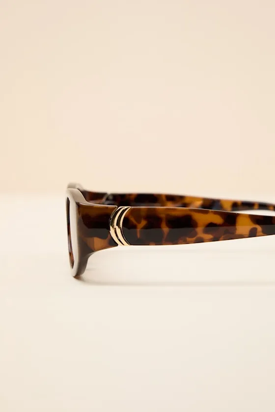 Simone Brown Tortoiseshell Cat-Eye Sunglasses sold by Lulus product image thumbnail 3