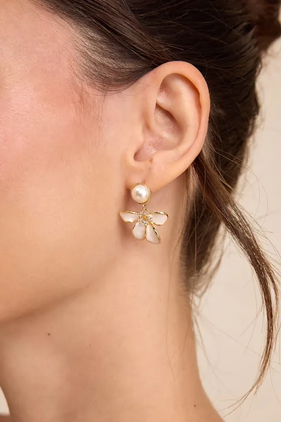 Petula 14KT Gold Pearl Flower Drop Earrings sold by Lulus product image thumbnail 3