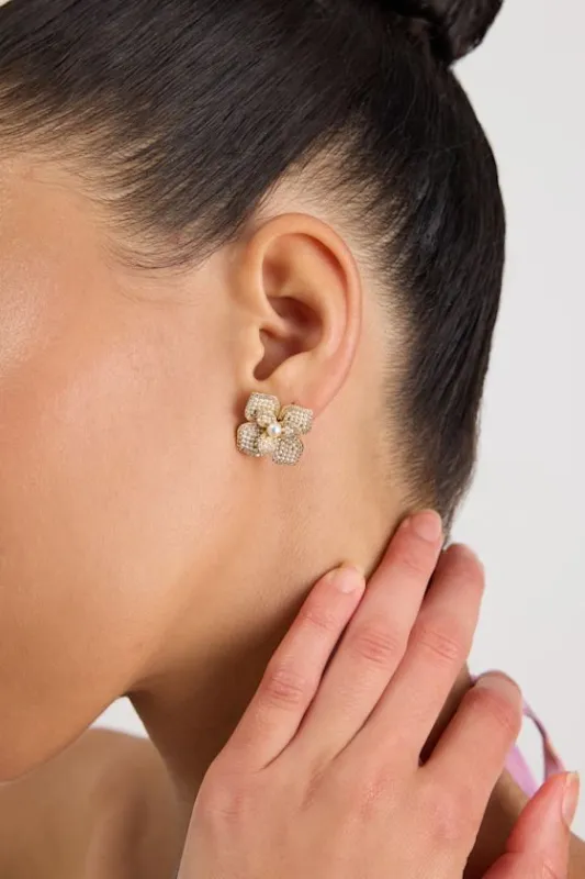 Moxie 14KT Gold Pearl Flower Stud Earrings made by Lulus
