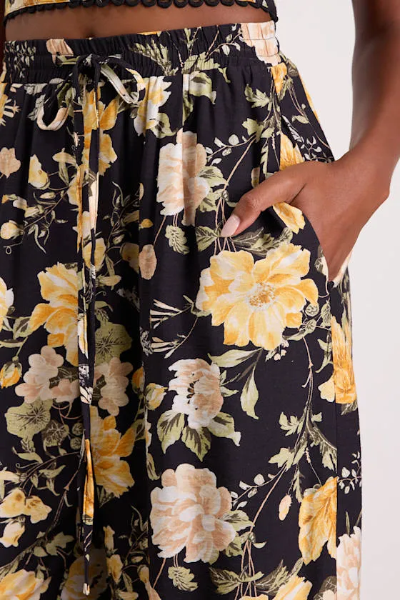Taelyn Black Multi Floral Wide-Leg Pants sold by Lulus product image thumbnail 4