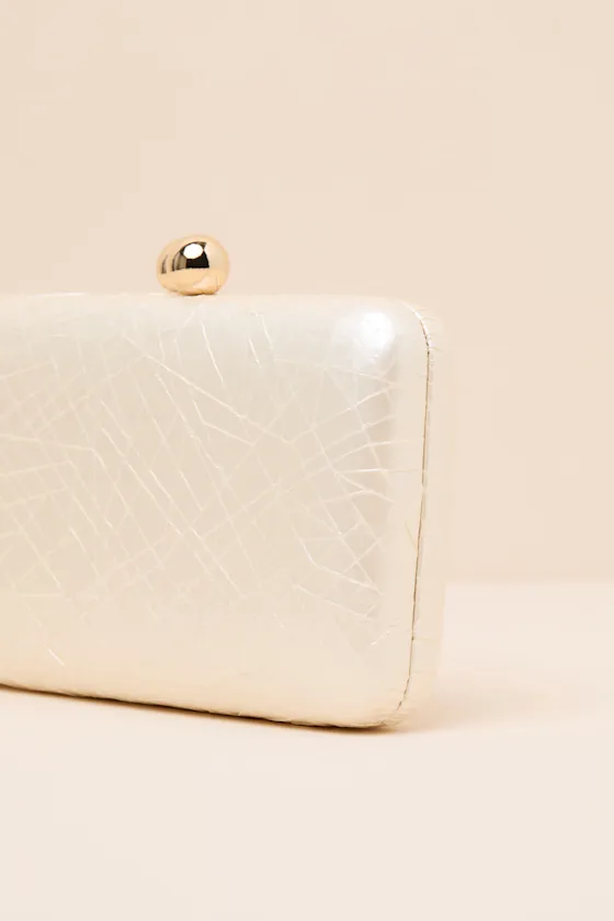 Adera Ivory Textured Crossbody Clutch sold by Lulus product image thumbnail 4