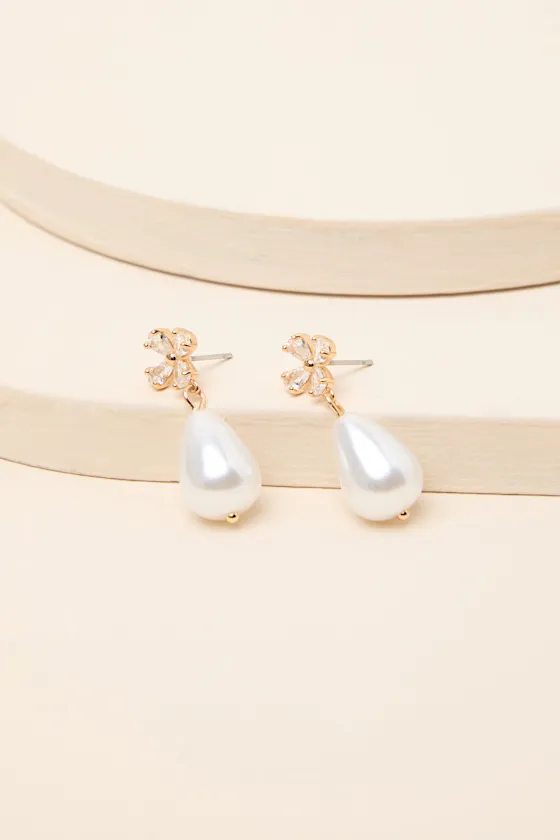 Amanas 14KT Gold Pearl Drop Earrings sold by Lulus product image thumbnail 3