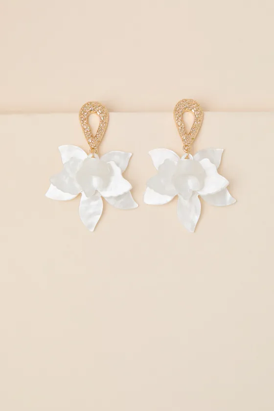 Permelia White Flower Statement Earrings sold by Lulus product image thumbnail 3