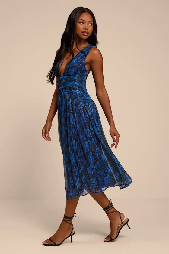 Evaluna Blue Abstract Print Lurex Pleated Midi Dress sold by Lulus product image thumbnail 4
