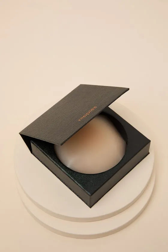 Nippies Creme Adhesive Nipple Covers sold by Lulus product image thumbnail 3