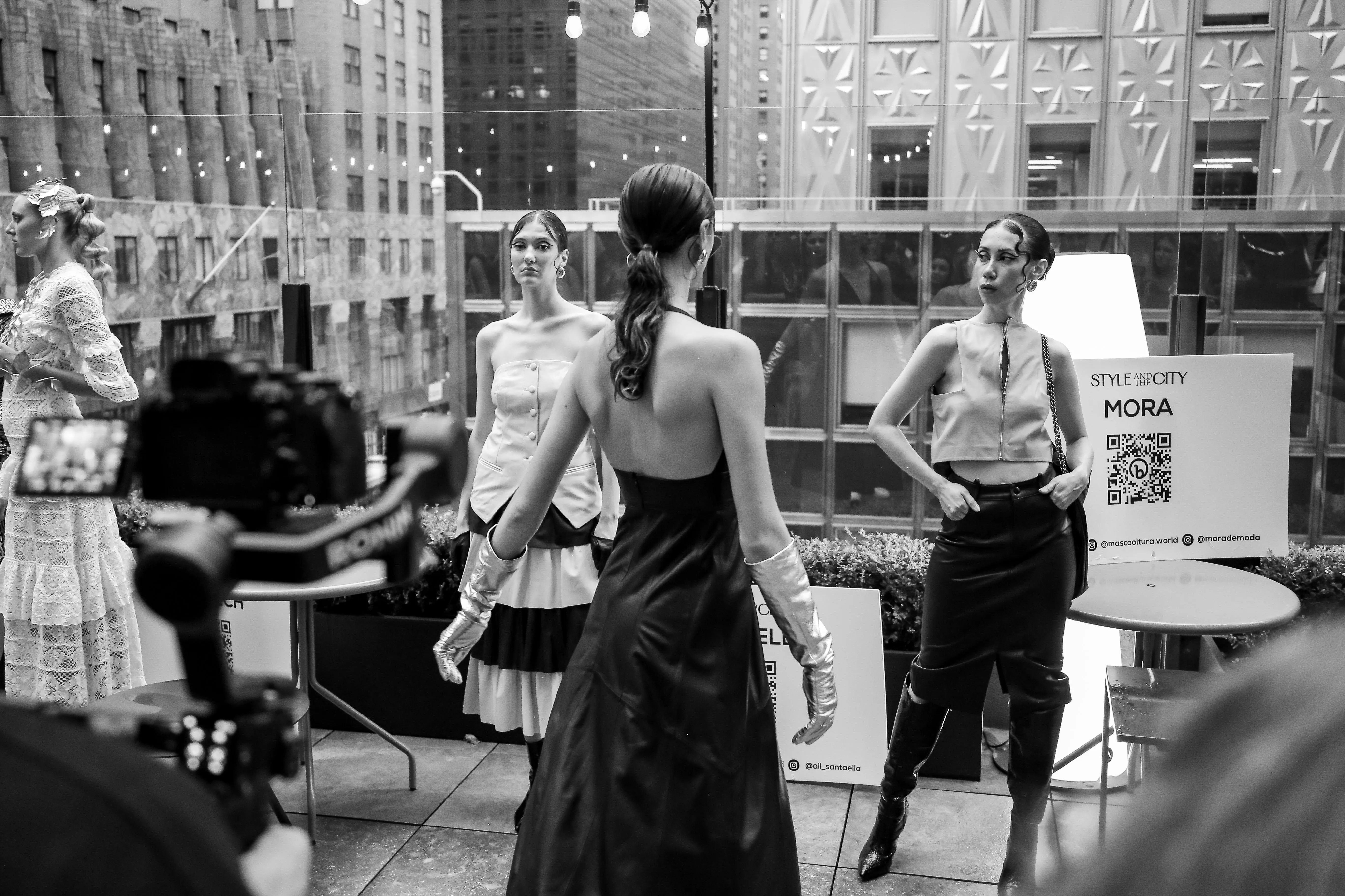 ANASTASIA LONG GLOVES sold by ALL SANTAELLA product image thumbnail 5