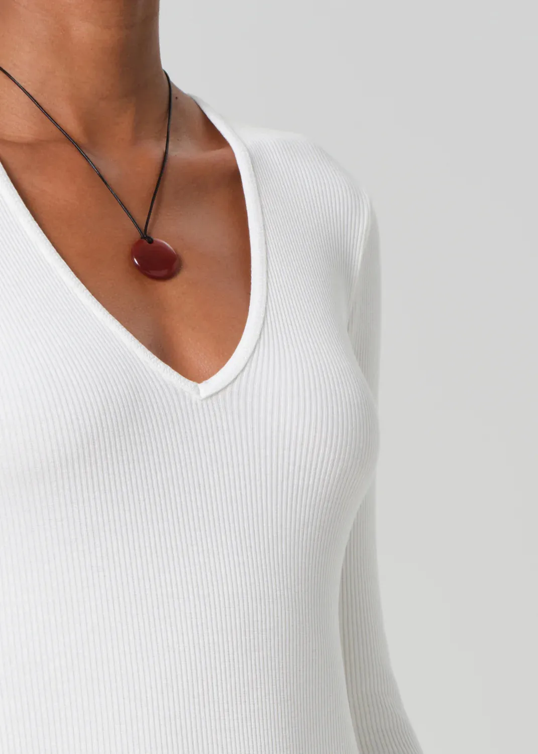 Citizens of Humanity - Helsa Deep v Bodysuit - Pashmina sold by Jessie Boutique product image thumbnail 2