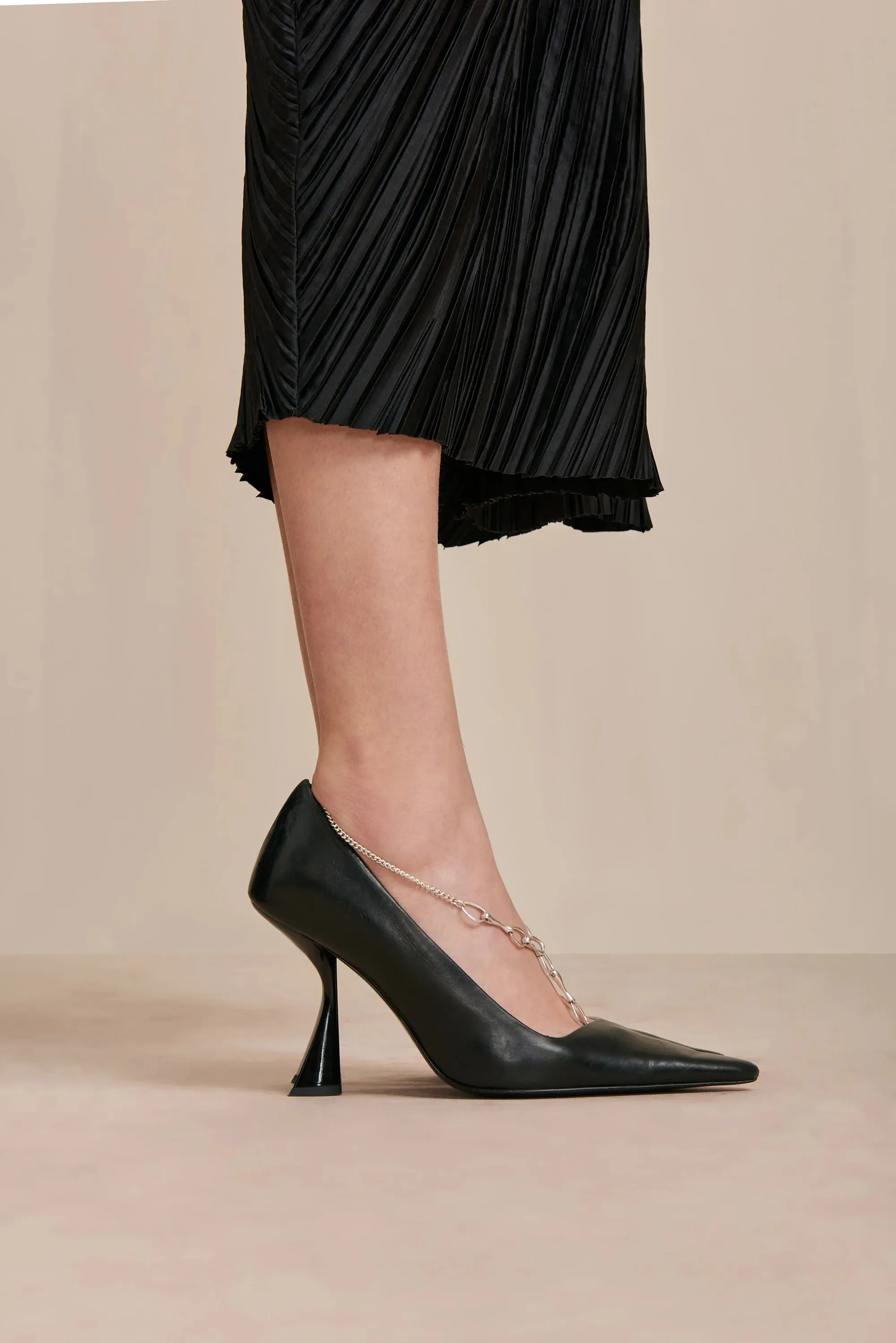 Cult Gaia - Dionne Pump - Black sold by Jessie Boutique product image thumbnail 5