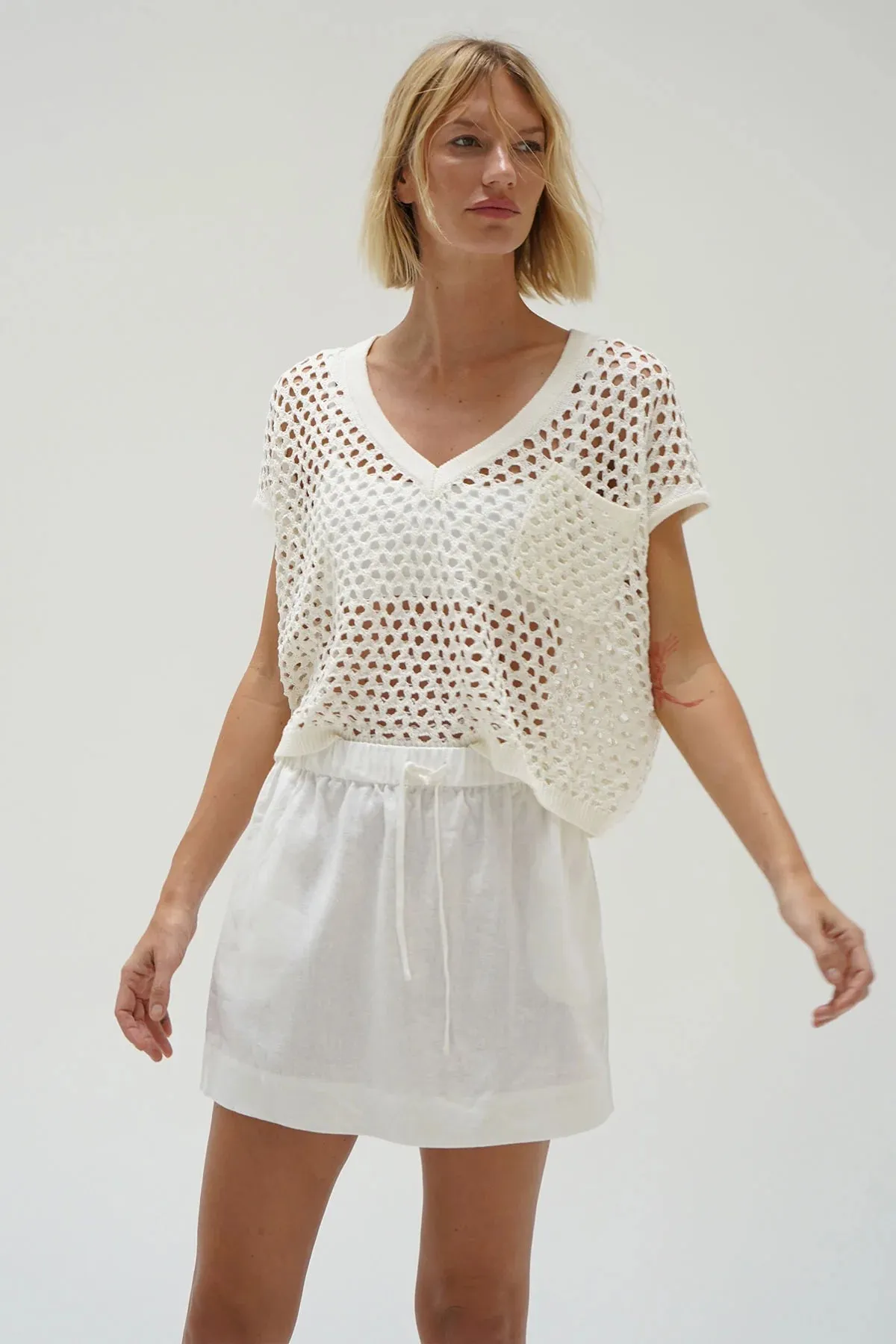LNA - Mia Linen Mini Skirt - White sold by Jessie Boutique product image thumbnail 2