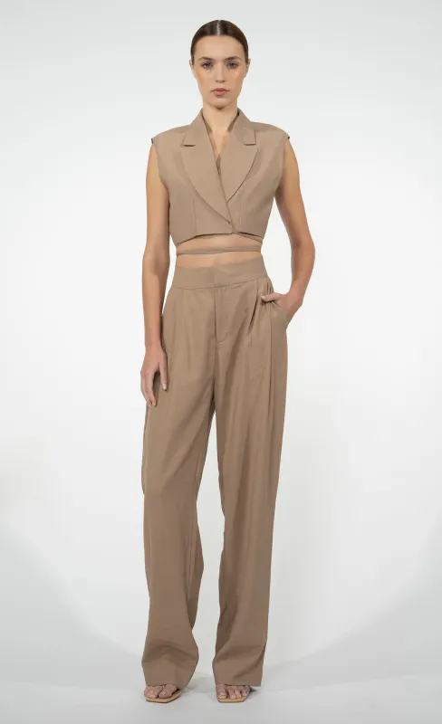 Nonchalant - Fallon Pant - Camel sold by Jessie Boutique