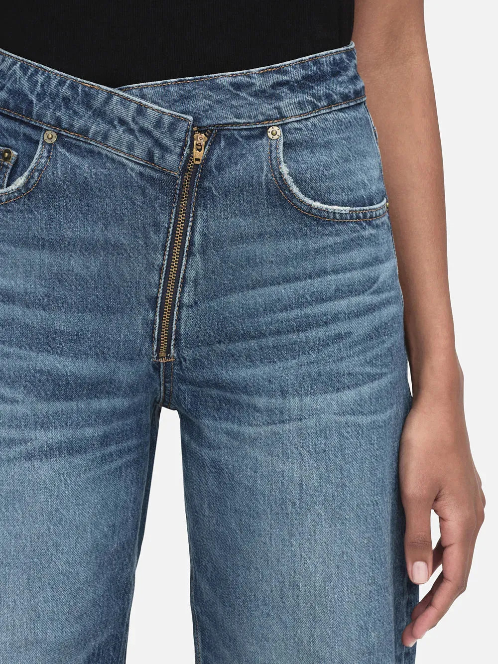 Frame - Angled Zipper Long Barrel - Pearl District sold by Jessie Boutique product image thumbnail 5