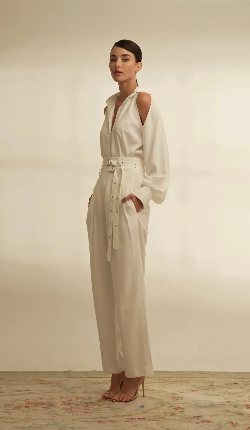 Nonchalant - Ruby Pant - White sold by Jessie Boutique product image thumbnail 2