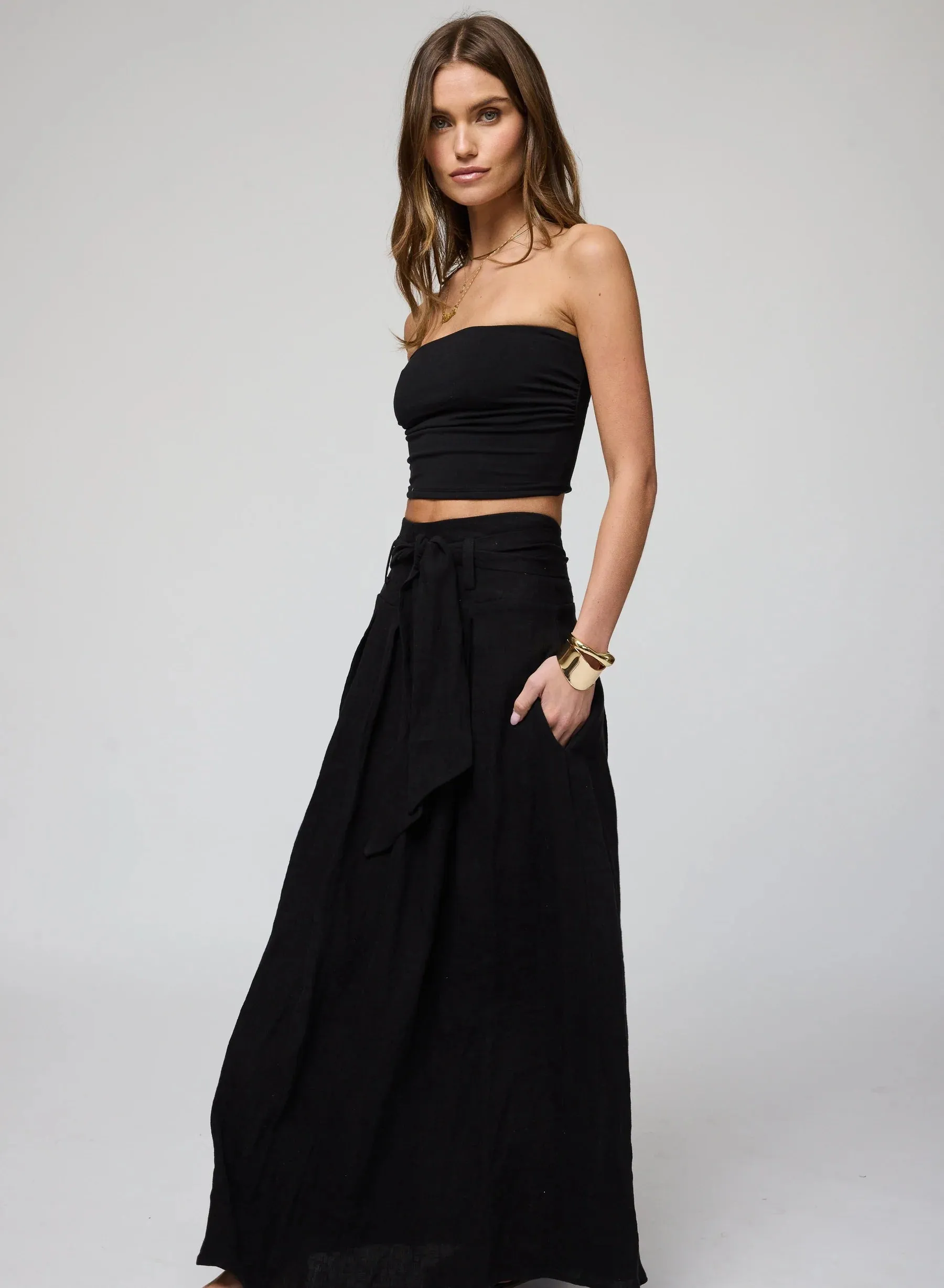 Stillwater - The Linen Belted Maxi Skirt - Black sold by Jessie Boutique product image thumbnail 4