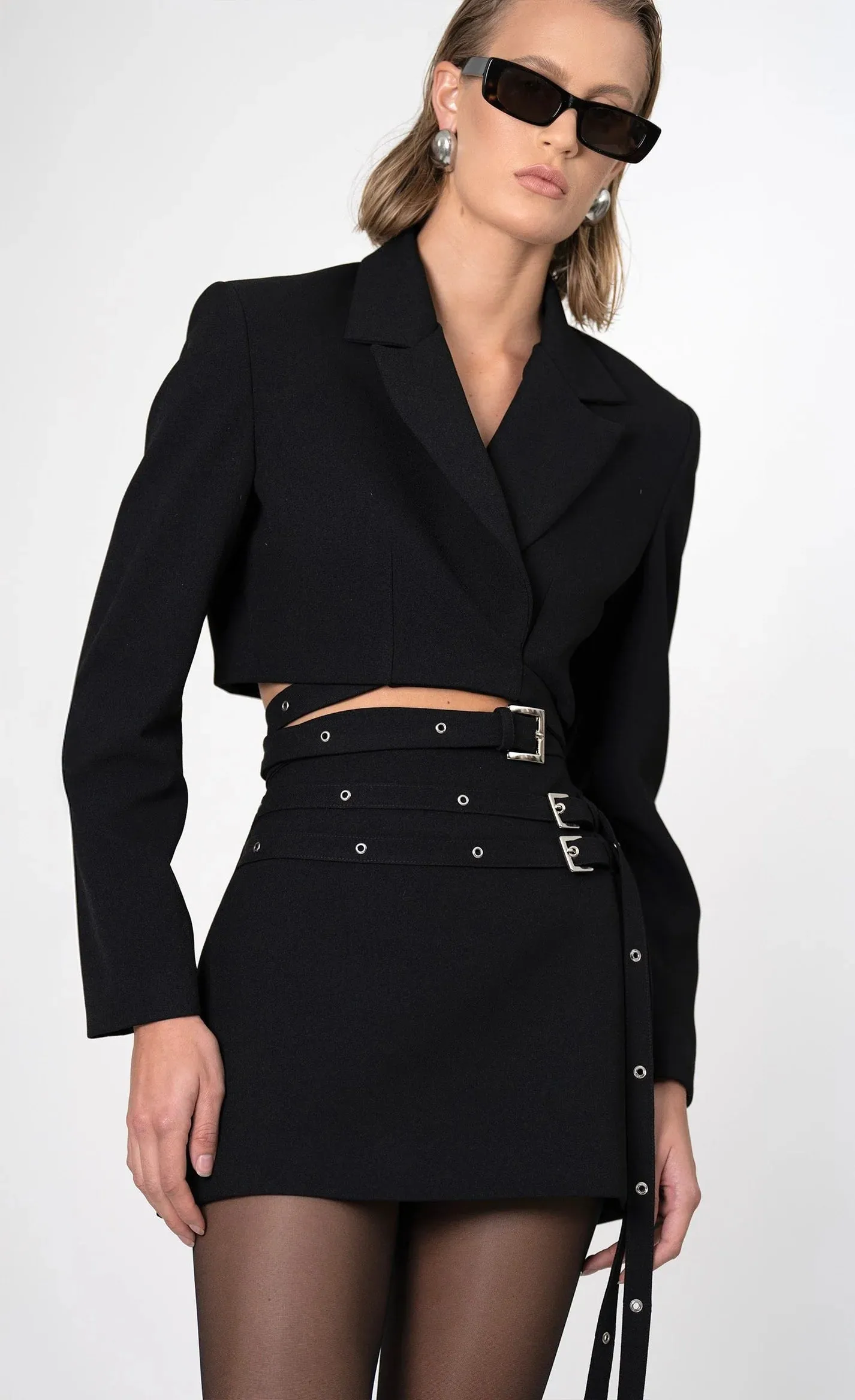 Nonchalant - Della Cropped Blazer - Black sold by Jessie Boutique product image thumbnail 2