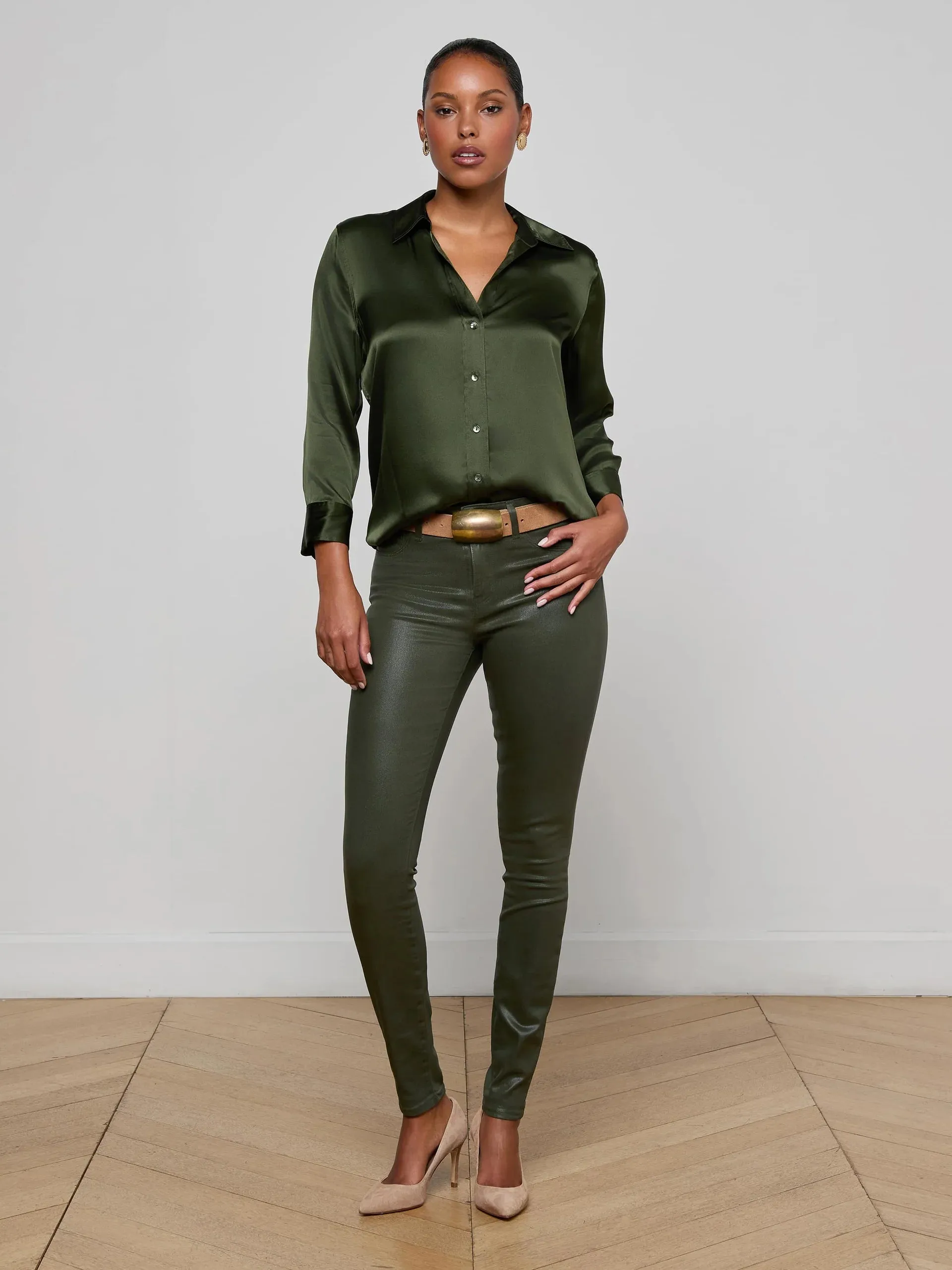 L'agence - Dani Silk Blouse - Deep Olive sold by Jessie Boutique product image thumbnail 4