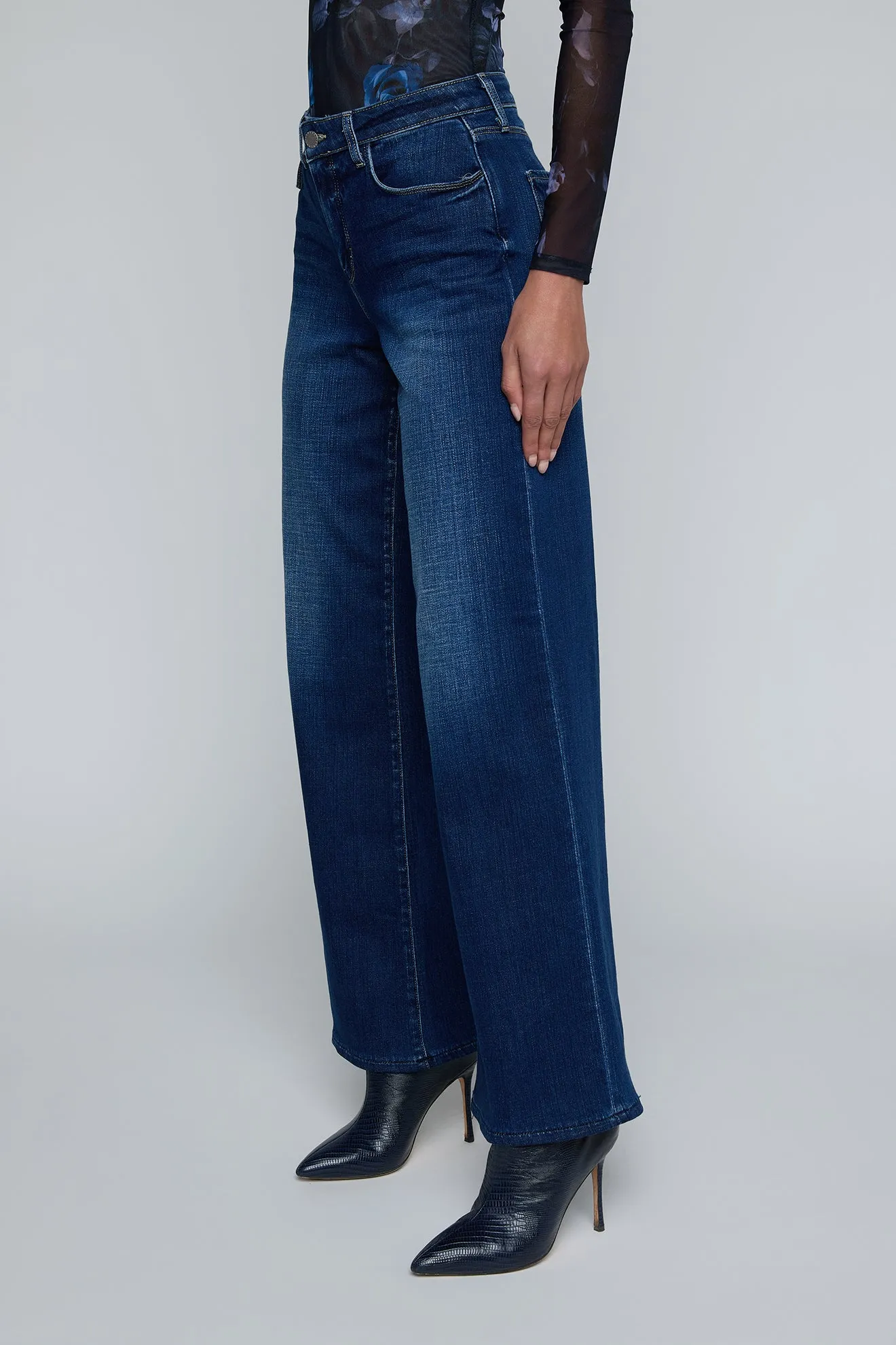 L'agence - Alicent Wide-Leg Jean - Marvista sold by Jessie Boutique product image thumbnail 3