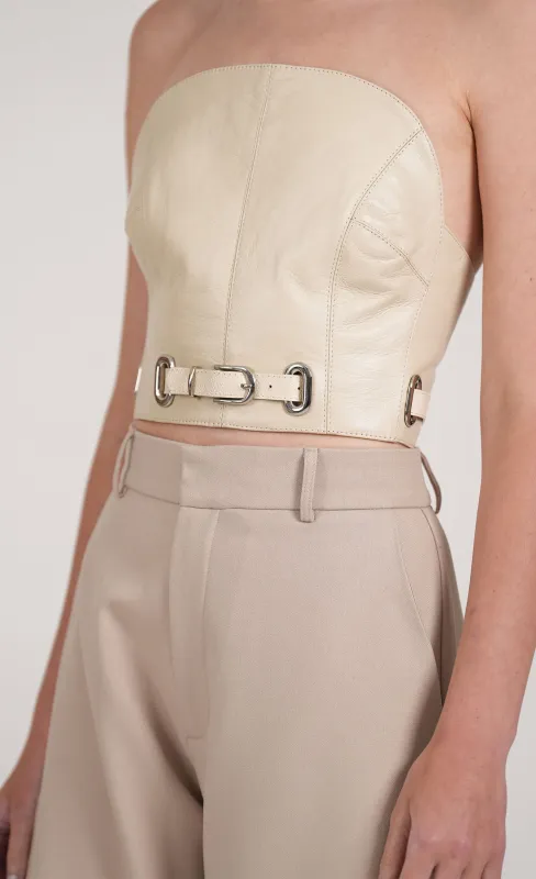 Nonchalant - Sia Crop - Crema made by Nonchalant Label