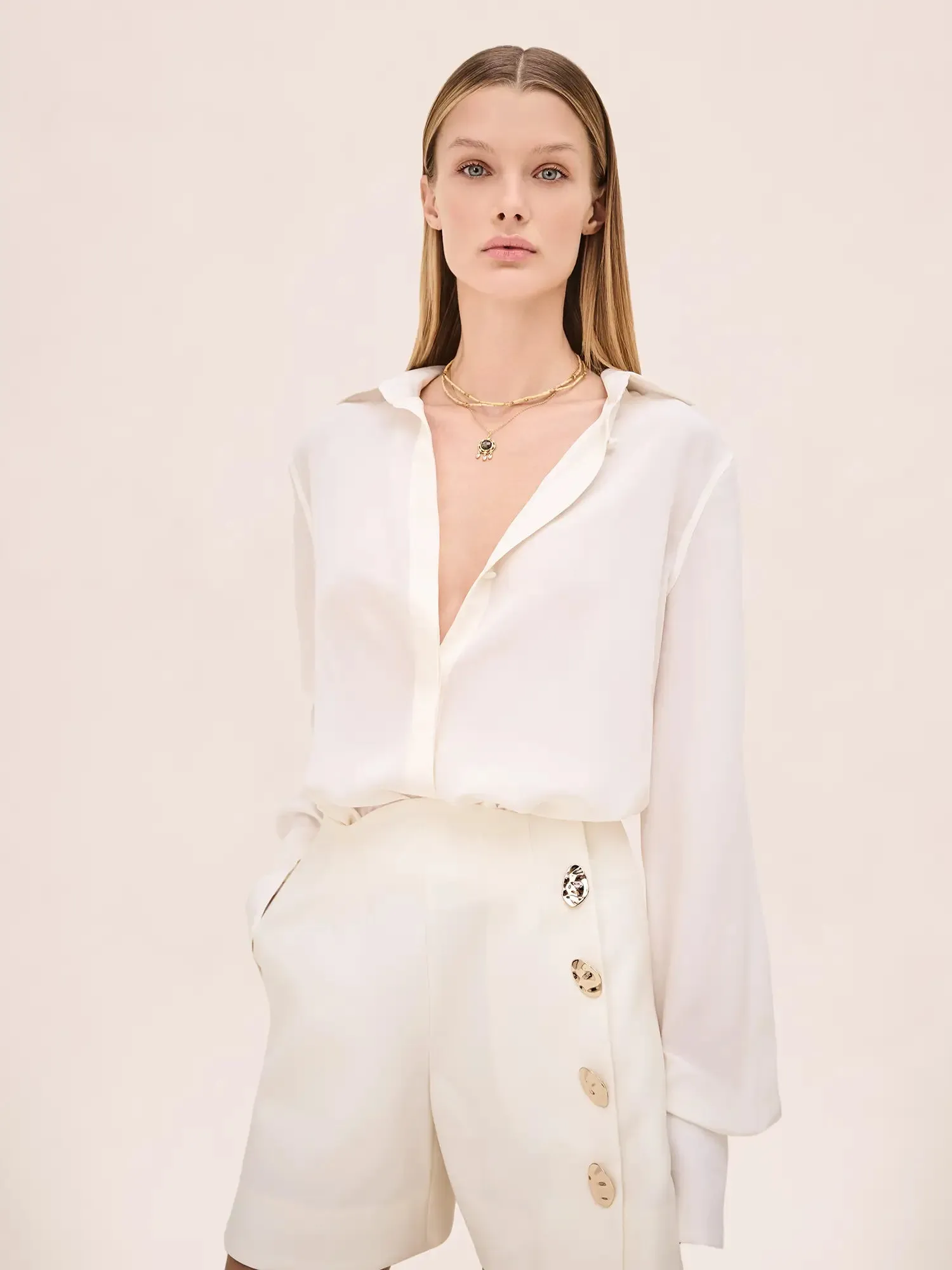 Alexis - Xander Short - Ivory sold by Jessie Boutique product image thumbnail 2