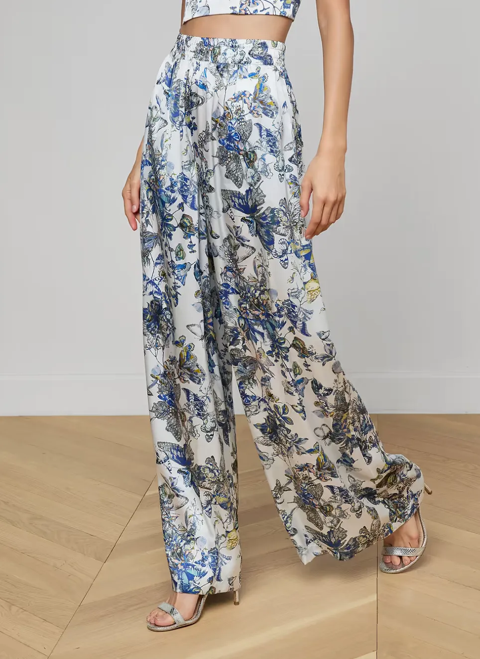 L'agence - Lillian Silk Wide-Leg Pant - Grey Multi Watercolor Butterfly sold by Jessie Boutique