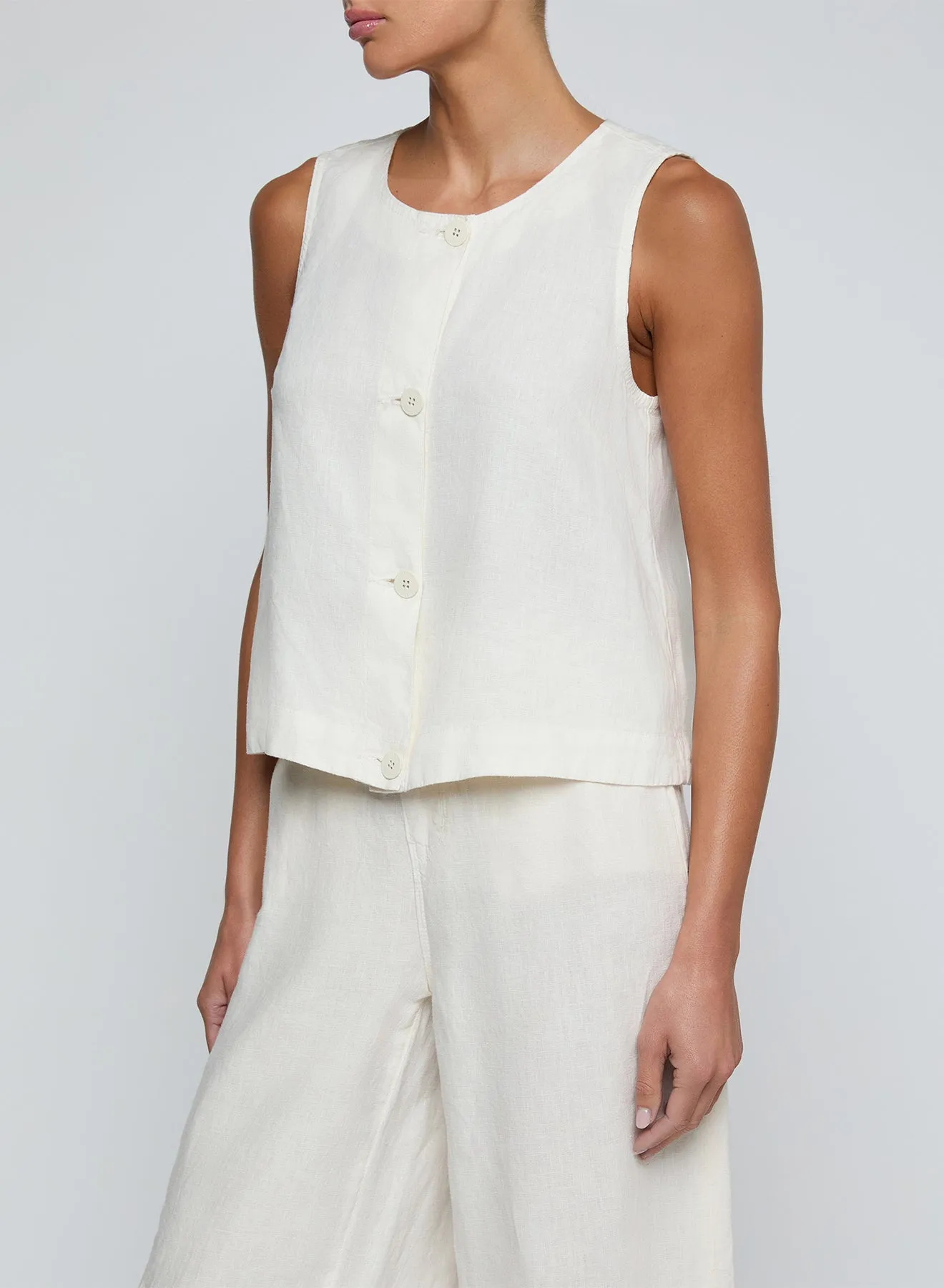 L'agence - Foster Top - Vintage White sold by Jessie Boutique product image thumbnail 3