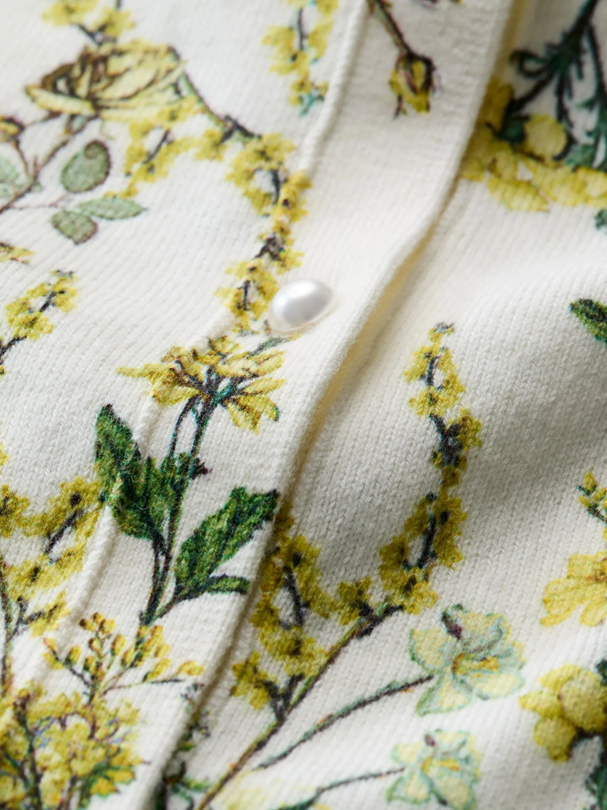 Alice + Olivia - Carson Floral Cotton Blend Cardigan - Fresh Air Butter sold by Jessie Boutique product image thumbnail 4