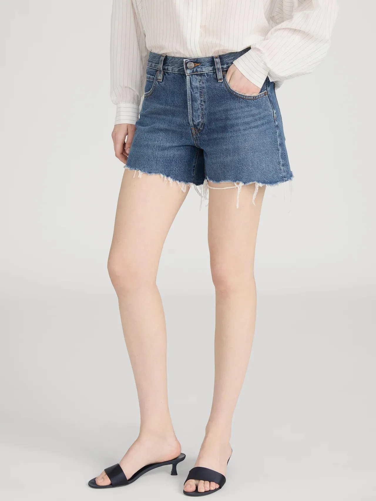 Frame - The Long Hang Short - Loretta sold by Jessie Boutique product image thumbnail 4
