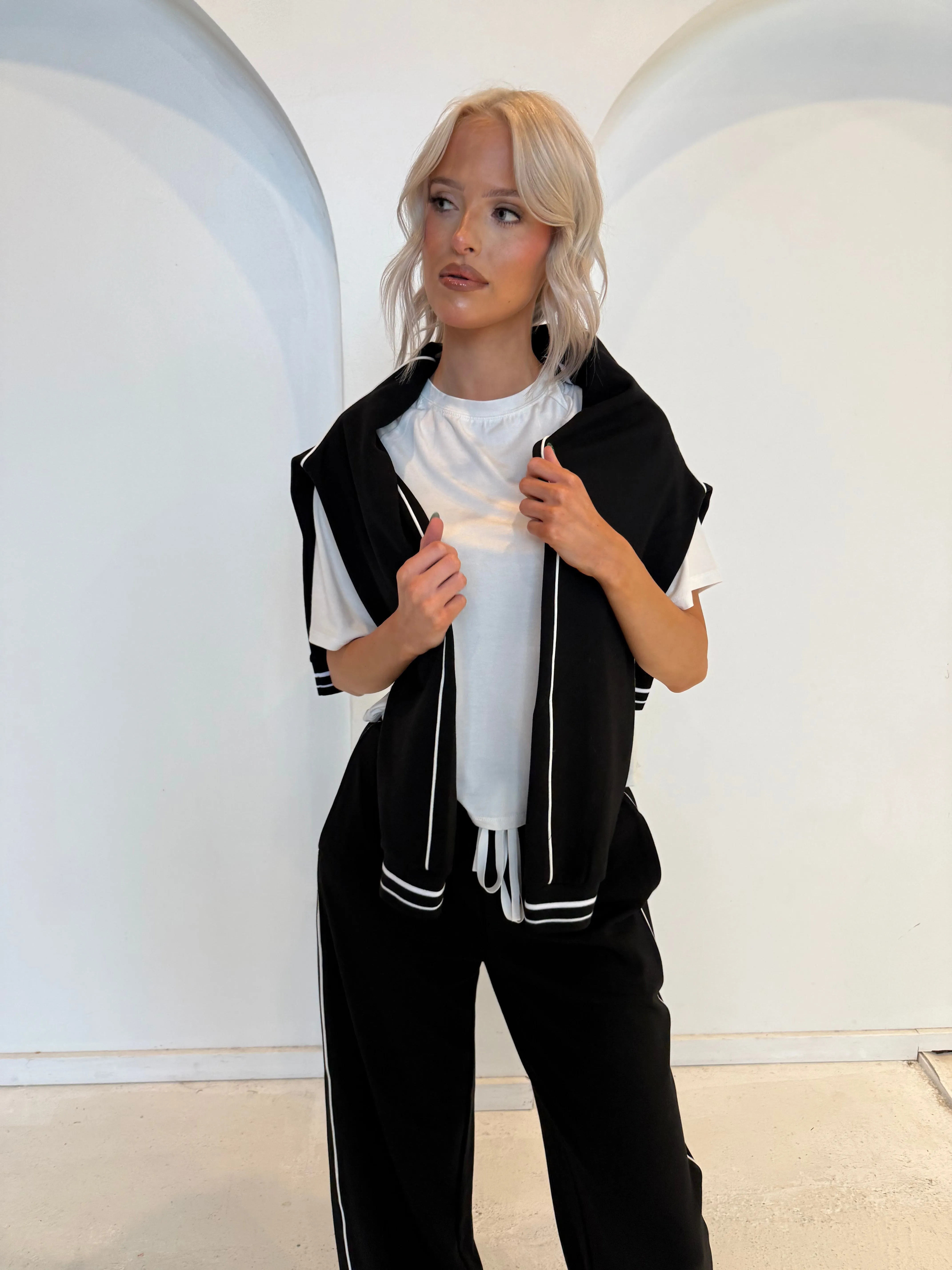 Air Luxe Top sold by Kins Collective product image thumbnail 4