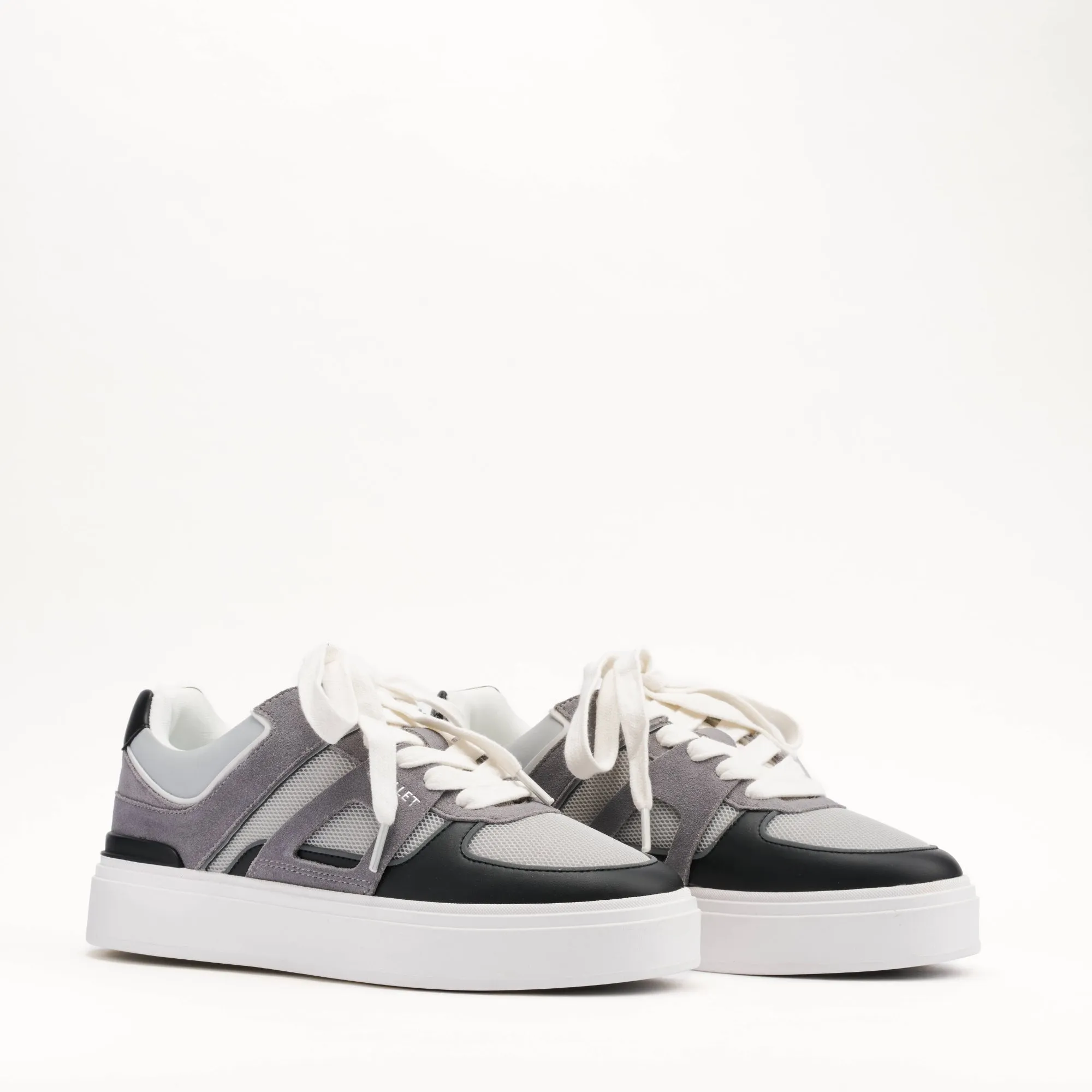 MALLET Fenchurch Men's Grey Black Leather Sneakers sold by Mallet product image thumbnail 2