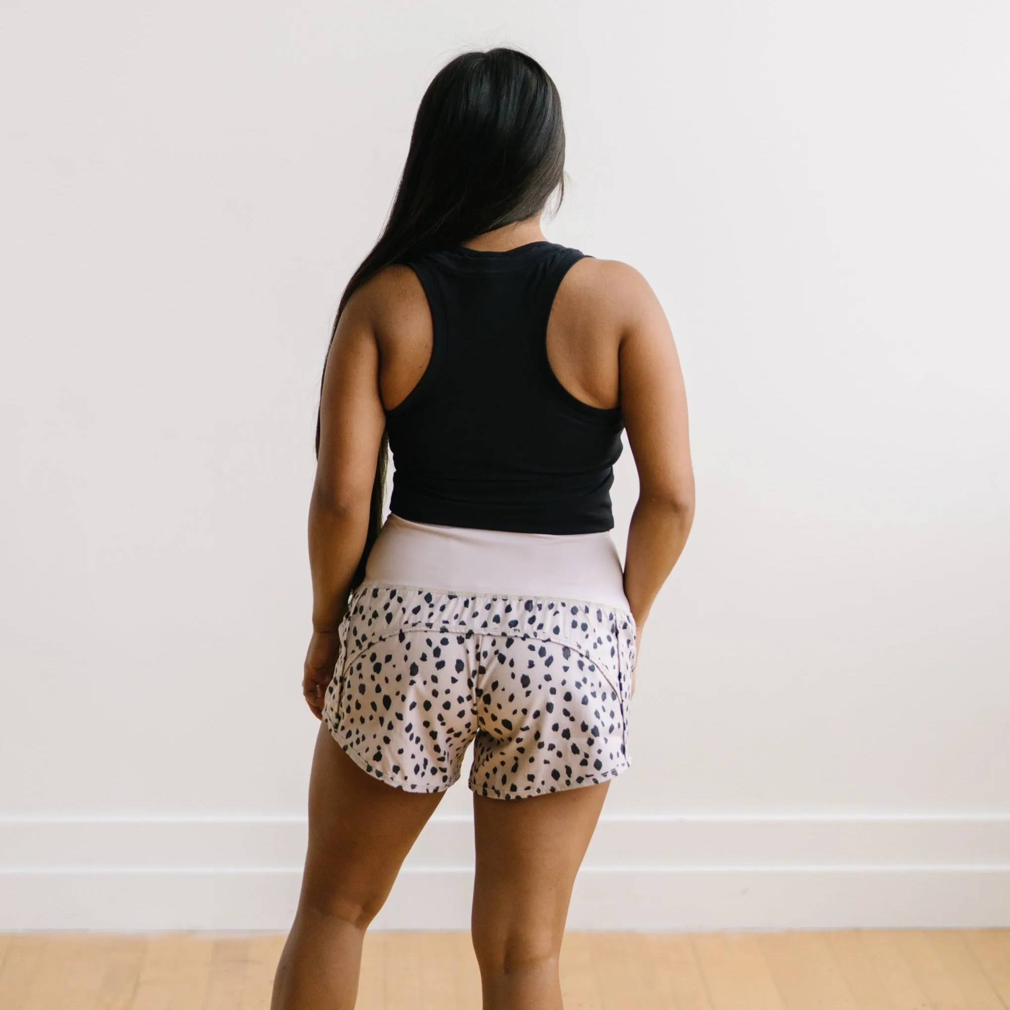 Renew Crop Tank - Black | MT LUXE sold by Maven Thread product image thumbnail 4