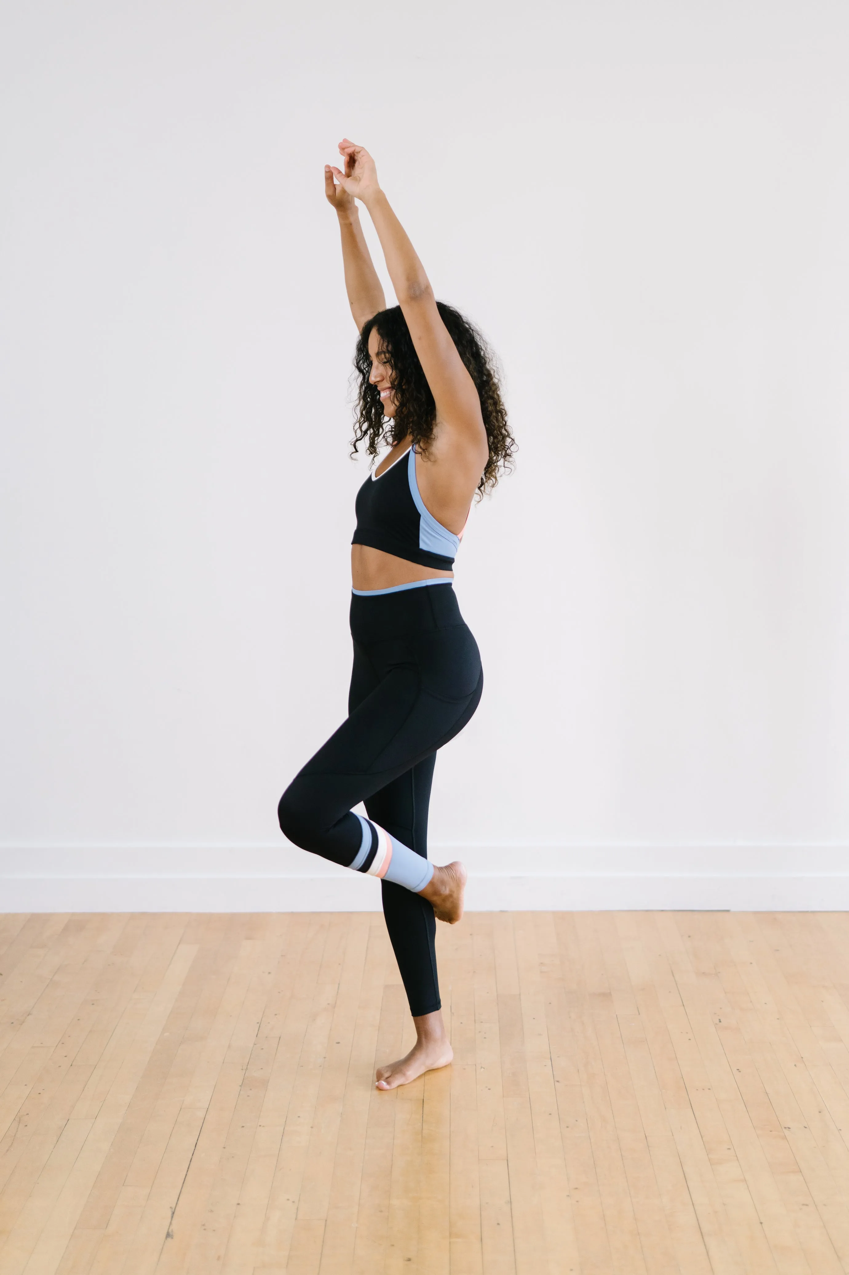 Hype Leggings - Sunrise | MT SPORT sold by Maven Thread product image thumbnail 3