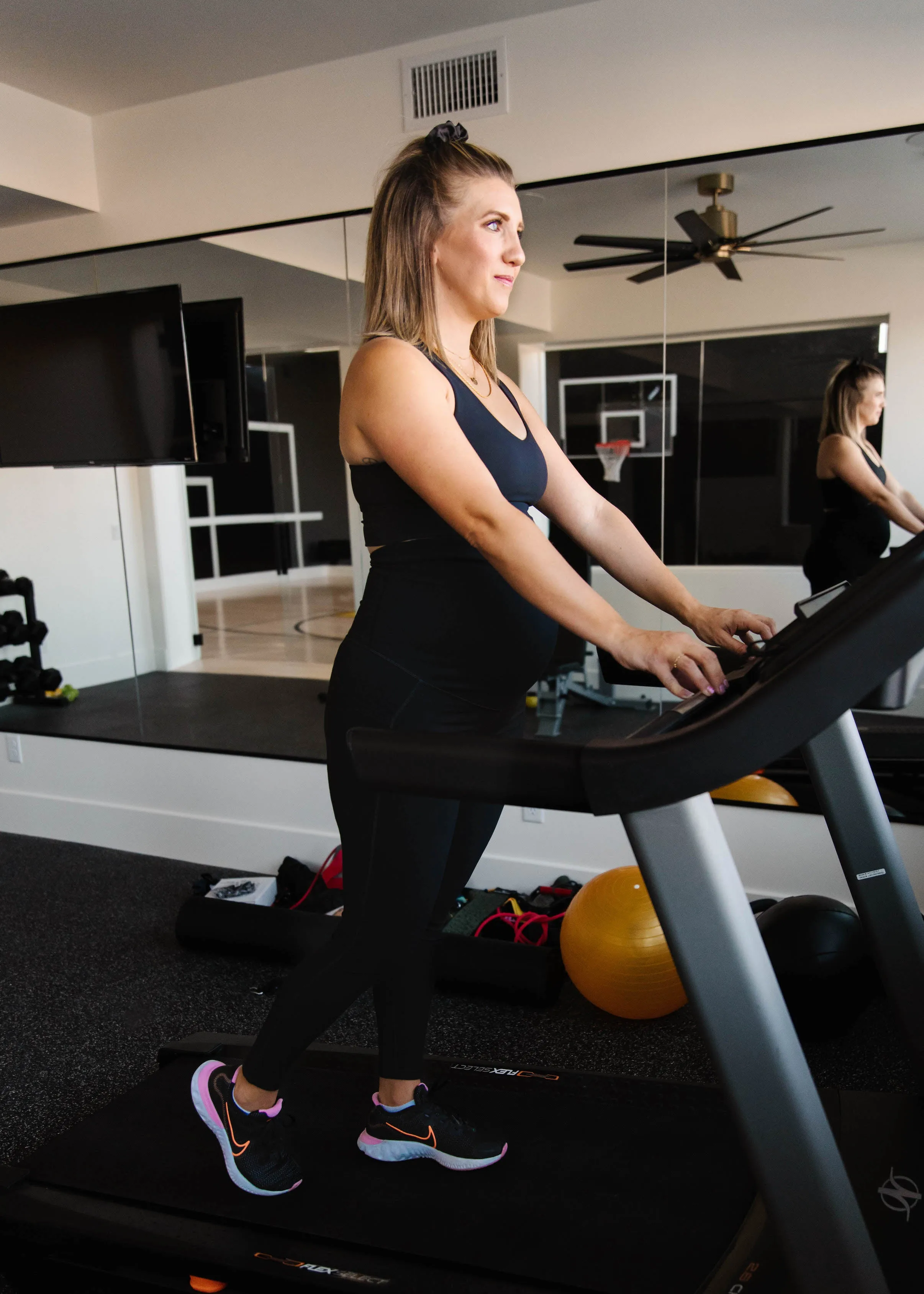 Maternity Leggings - Black | MT LUXE sold by Maven Thread product image thumbnail 4