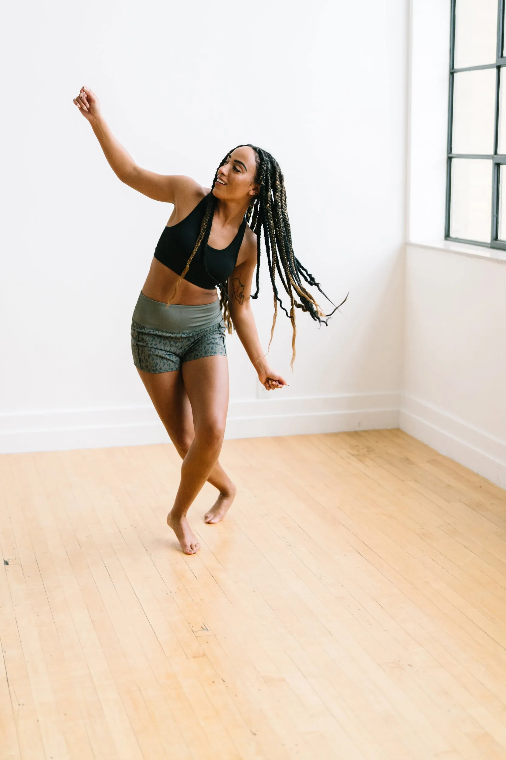 Elite Shorts - 3.5''- Green Leopard sold by Maven Thread product image thumbnail 4