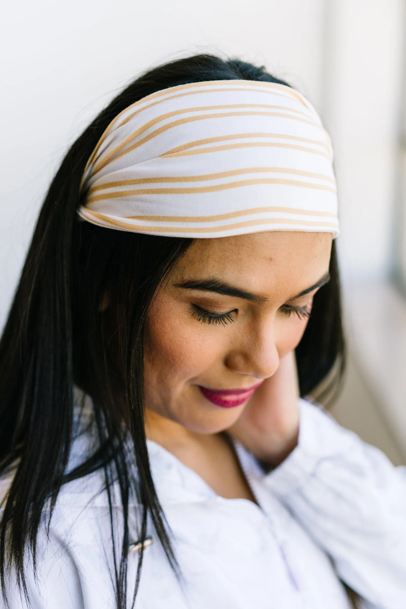 DAISY - 4'' Headband sold by Maven Thread product image thumbnail 3