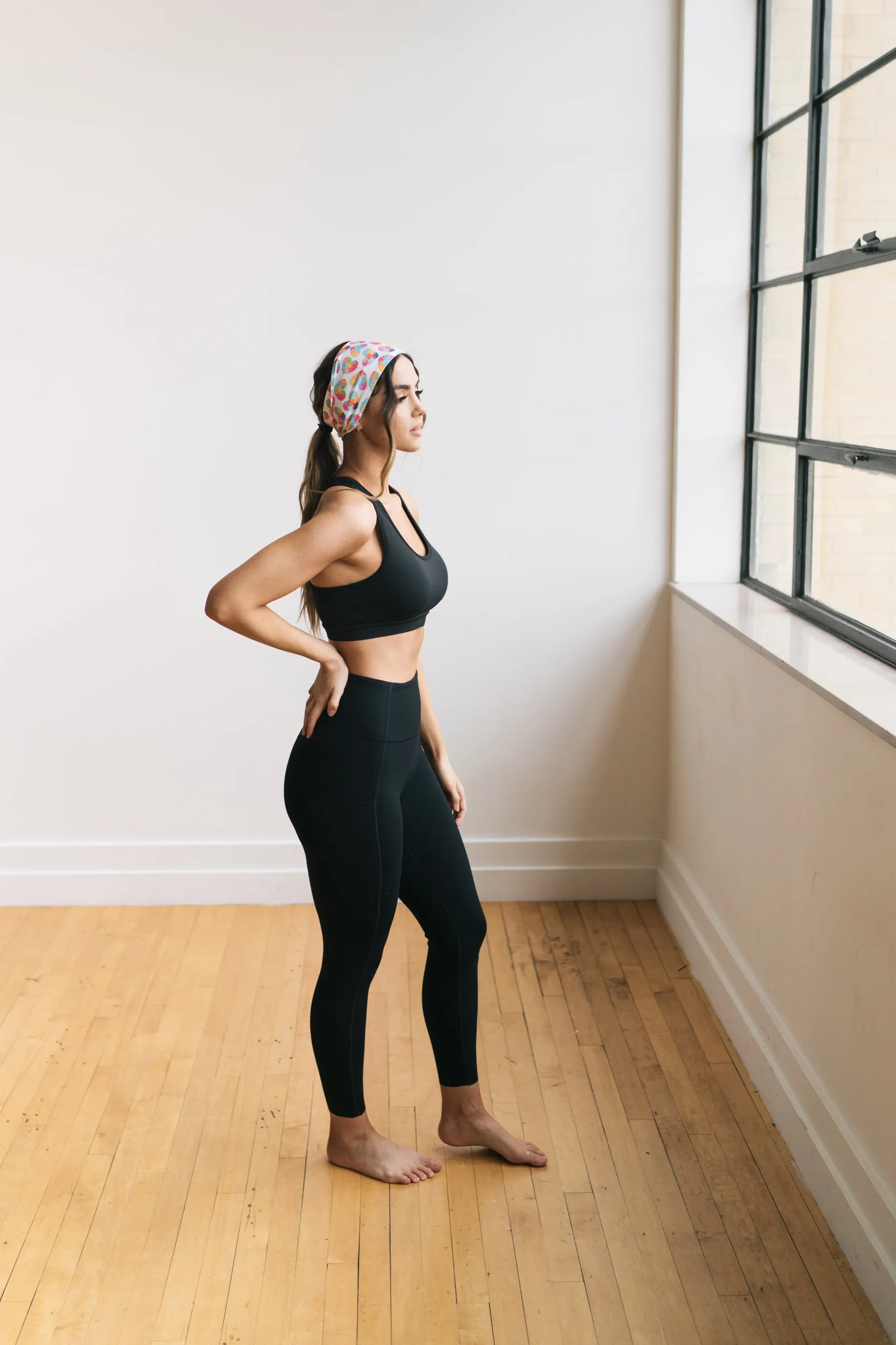 Focus Leggings - Black | MT LUXE sold by Maven Thread product image thumbnail 3
