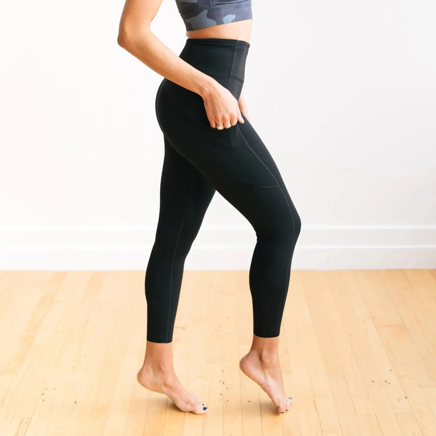 Focus Leggings - Black | MT LUXE sold by Maven Thread