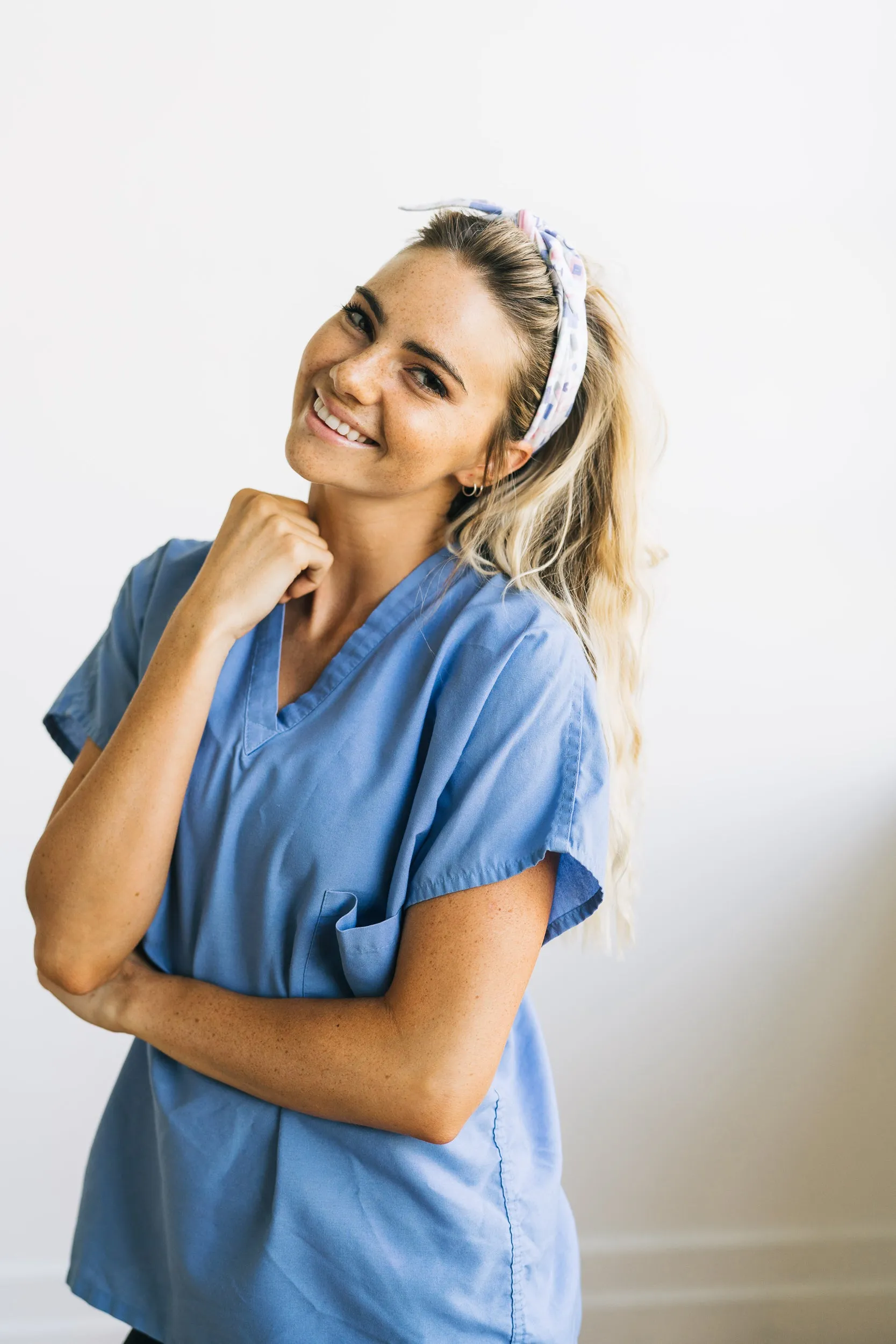 NIGHTINGALE - 4'' Bow Headband sold by Maven Thread product image thumbnail 3