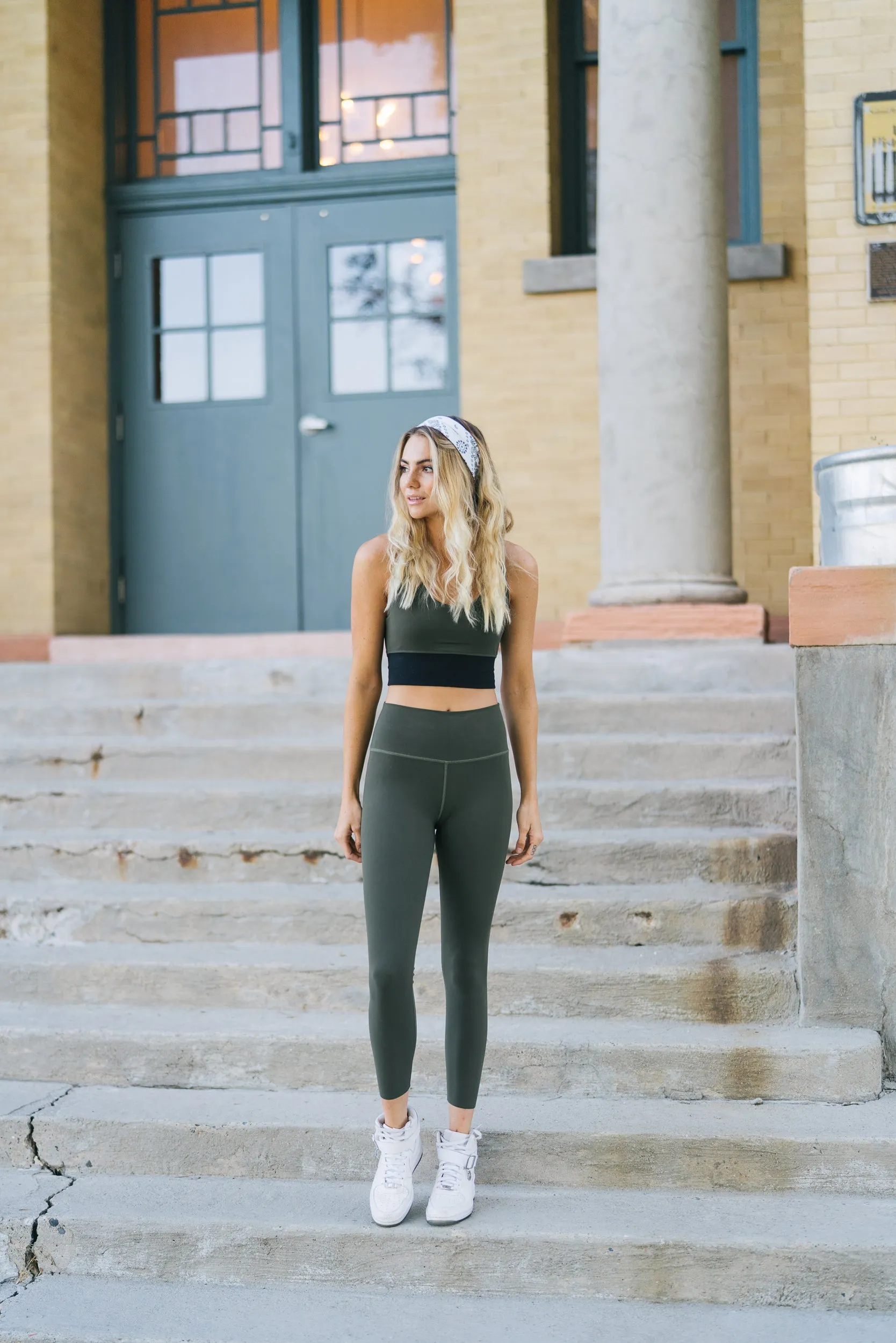 BANDANA B&W - 4'' Headband sold by Maven Thread product image thumbnail 4