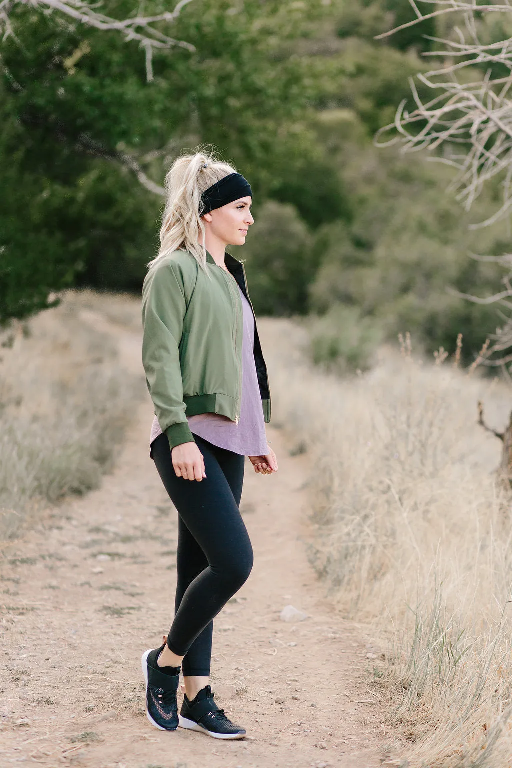 BLACK BASICS - 4'' Headband sold by Maven Thread product image thumbnail 4