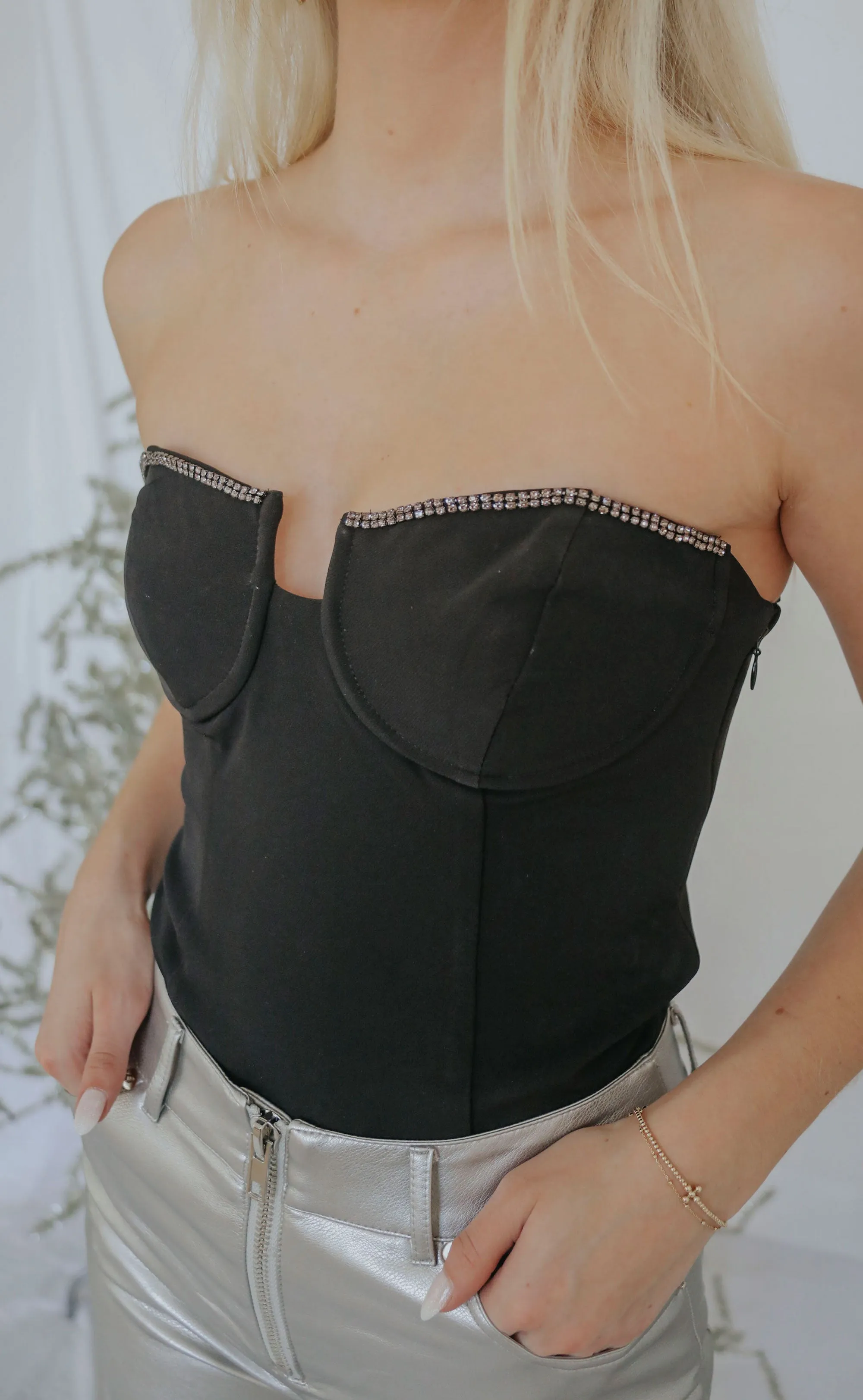 astr: chastine bodysuit sold by RIFFRAFF product image thumbnail 3