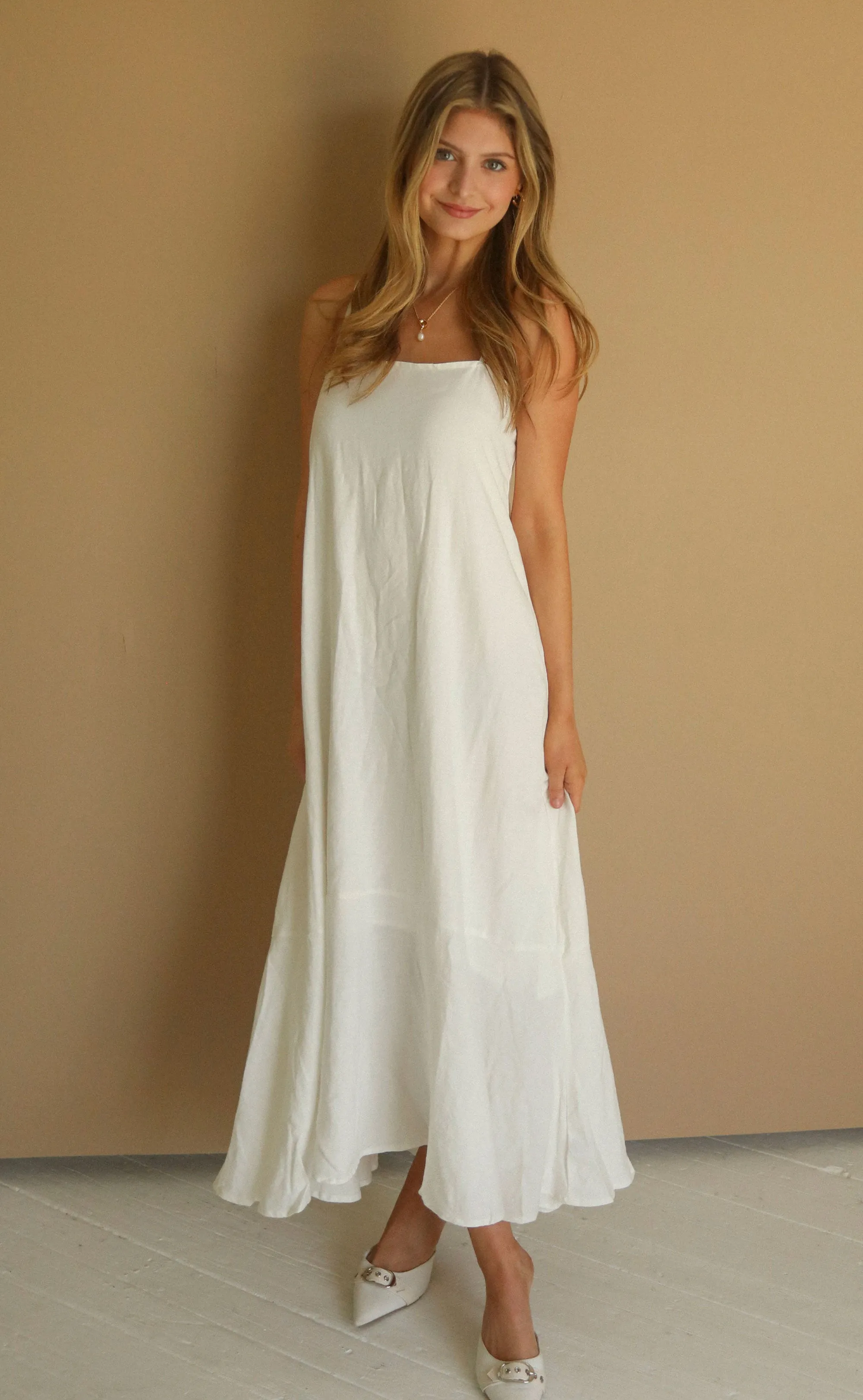 z supply: coast maxi dress - white sold by RIFFRAFF product image thumbnail 2
